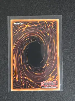 Dark Magician LDK2-ENY10 Legendary Decks II Unlimited - Image 2