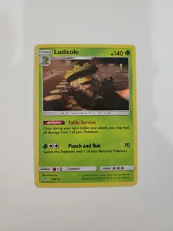 Ludicolo 2/18 Detective Pikachu Holo Rare NM Pokemon Card - Image 1