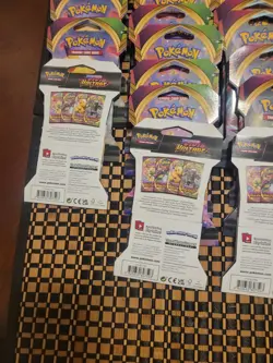 Pokemon Sword And Shield Vivid Voltage 36 Sleeved Booster Packs - Image 4