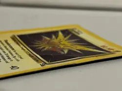 Wizards of the Coast Zapdos 15/62 Fossil Holo Rare Unlimited English Pokemon TCG - Image 3