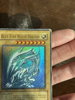 Yu-Gi-Oh! 2002 Blue Eyes White Dragon SDK-001 1st Edition Ultra Rare HP - Image 3