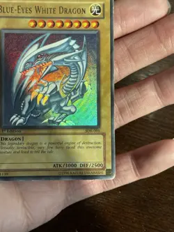 Yu-Gi-Oh! 2002 Blue Eyes White Dragon SDK-001 1st Edition Ultra Rare HP - Image 4