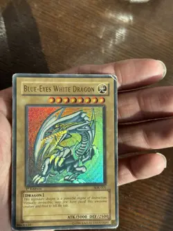 Yu-Gi-Oh! 2002 Blue Eyes White Dragon SDK-001 1st Edition Ultra Rare HP - Image 3