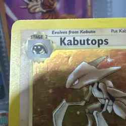 Pokemon TCG Kabutops Holo Rare Card 9/62 Fossil - Image 2