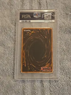 2014 YUGIOH 1ST ED PGLD-EN033 DARK MAGICIAN GIRL GOLD RARE PSA 7 NM - Image 2