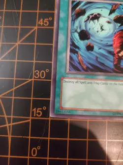Heavy Storm SD2-EN019 YuGiOh! TCG NM With Top Loader - Image 5