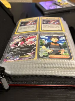 Pokemon TCG Binder Collection 400 Card Lot - Image 3
