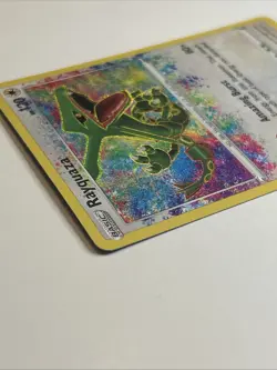 Pokemon TCG Rayquaza 138/185 Swsh04: Vivid Voltage Holo - Image 4