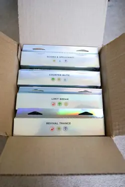 Magic The Gathering Final Fantasy Collector’s Edition Commander Deck Bundle of 4 - Image 4