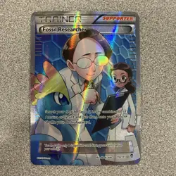 FOSSIL RESEARCHER 110/111 HOLO FULL ART POKEMON TRAINER CARD FURIOUS FISTS - DMG - Image 1