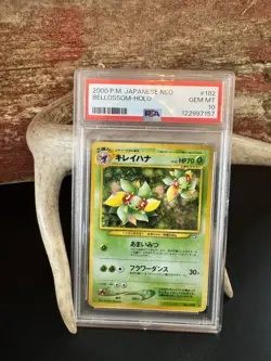 2000 POKEMON JPN NEO #182 BELLOSSOM-HOLO PSA 10 - Image 1