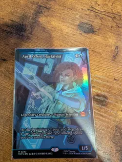 April O'Neil, Hacktivist (0282) (Showcase) Teenage Mutant Ninja Turtles Foil - Image 1