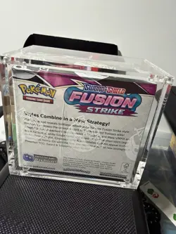 Pokemon - SWSH08 - Fusion Strike Booster Box **SEALED/NEW** With Acrylic Case - Image 2