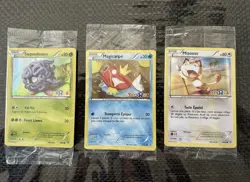 Pokemon cards HOLO toys r us Exclusive Lot Of 3 VHTF /3 French - Image 1