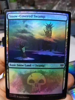 Snow-Covered Swamp FOIL Kaldheim NM Common MAGIC GATHERING Real Pic 280 / 281 - Image 2