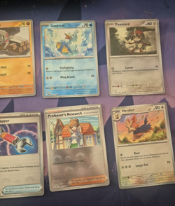 Pokemon TCG- Black bolt and White Flare 12 Pokeball cards and 1 masterball NM+ - Image 2