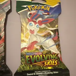 Pokemon Sword Shield Evolving Skies Art Set (4 Sleeved Packs - Image 3