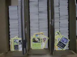 100 Pokemon sword and shield bundle base set no doubles, rare included M/NM 2020 - Image 2