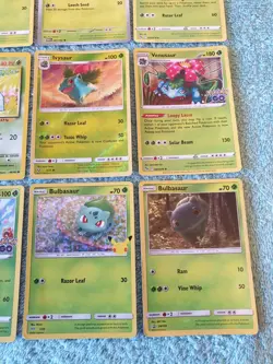 BULBASAUR, IVYSAUR, & VENUSAUR BUNDLE OF POKEMON CARDS - Image 5
