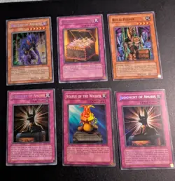 Yu-Gi-Oh! Vintage Anubis Lot - 1st Edition Holo Trap & Effect Monster - Image 1
