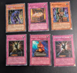 Yu-Gi-Oh! Vintage Anubis Lot - 1st Edition Holo Trap & Effect Monster - Image 2