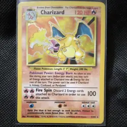 Pokemon TCG Charizard Base Set Holo Unlimited Rare Card 4/102 1995 - Image 1