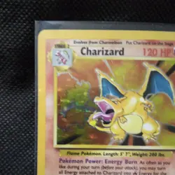 Pokemon TCG Charizard Base Set Holo Unlimited Rare Card 4/102 1995 - Image 3