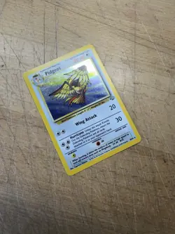 Pidgeot Pokemon Card Unlimited Holo Rare Jungle Set 8/64 - Image 1