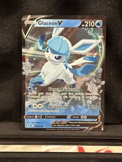 Glaceon V - 040/203 - Pokemon Evolving Skies Sword & Shield Ultra Rare Card NM - Image 1