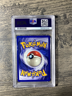1999 Pokemon Fossil 1st Edition Shellder PSA 8 - Image 2