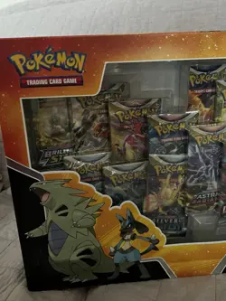 Pokemon TCG Lucario V & Tyranitar V Collector's Box - 14 Packs - Image 3