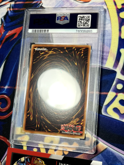 Yugioh PSA 10 Winged Kuriboh DR3-EN185 Super Rare POP 4 - Image 4