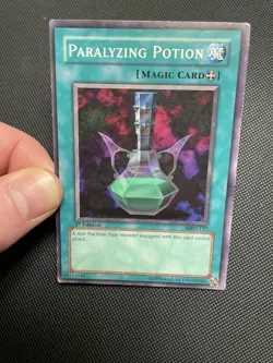 Paralyzing Potion - Yu-Gi-Oh! TCG - MRD-137 - 1st Edition NA English Vintage - Image 1