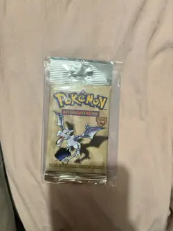 Pokemon TCG Long Crimp Fossil Booster Pack Aerodactyl, New Sealed - Image 1