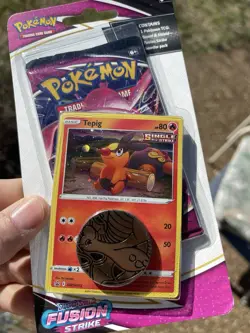 Pokemon TCG 4 Sealed Hanger Packs Fusion Strike Evolving Skies Chilling Reign - Image 4
