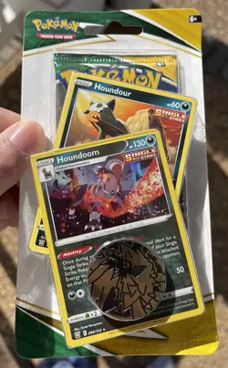 Pokemon TCG 4 Sealed Hanger Packs Fusion Strike Evolving Skies Chilling Reign - Image 5