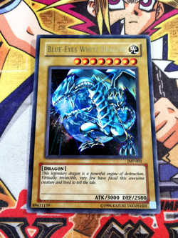 Blue-Eyes White Dragon jmp-001 (NM) Ultra Rare Yu-Gi-Oh! - Image 1