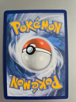 Pikachu 049/203 With Slight Miscut Evolving Skies - NM POKEMON (Top Of Card) - Image 2