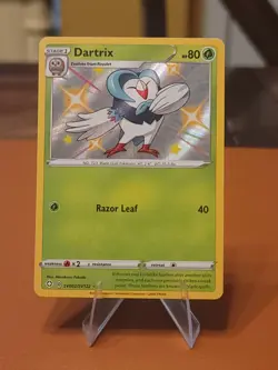 Dartrix - SV002/SV122 - Pokemon Shining Fates: Shiny Vault LP - Image 1