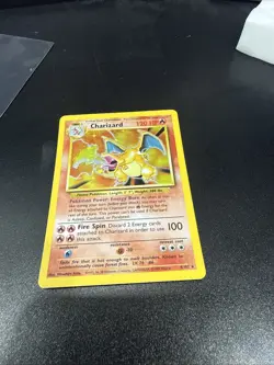 Pokemon TCG Charizard 4/102 Base Set Unlimited Holo Rare - Image 3