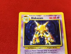 Pokemon TCG Alakazam Base Set Holo Card 1/102 Unlimited Holo Rare LP - Image 4