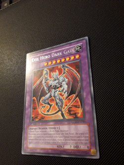 Yu-Gi-Oh! Evil Hero Dark Gaia, GLAS-EN040, Rare, 1.Edition, Englisch, NM/Back EX - Image 2