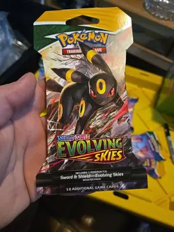Pokemon Sword & Shield: Evolving Skies - Sleeved Booster Pack [TCG 10 Cards] NEW 820650808784 - Image 5