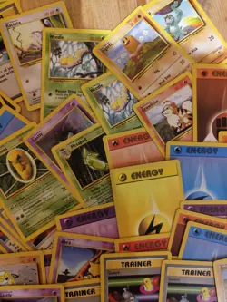 105x Base Set Pokemon Cards - 1999 Vintage WOTC - Rare Cards! /102 - Image 4