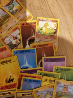 105x Base Set Pokemon Cards - 1999 Vintage WOTC - Rare Cards! /102 - Image 5