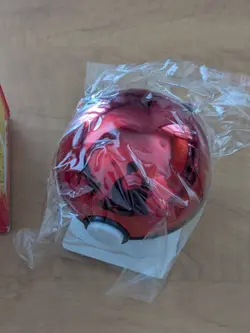 Pokemon Charizard 23K Red GoldPlated Burger King Trading (Pokeball, Card Sealed) - Image 2