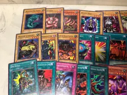 Yugioh Starter Deck Kaiba 31 Card Lot SDK Unlimited HEAVILY PLAYED - Image 2