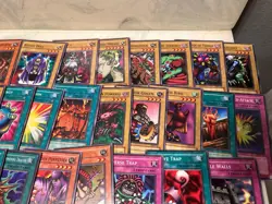Yugioh Starter Deck Kaiba 31 Card Lot SDK Unlimited HEAVILY PLAYED - Image 3