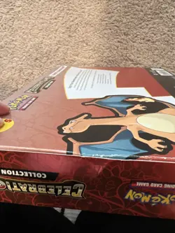 Pokemon 25th Anniversary Celebrations Lance's Charizard V Collection - READ - Image 5