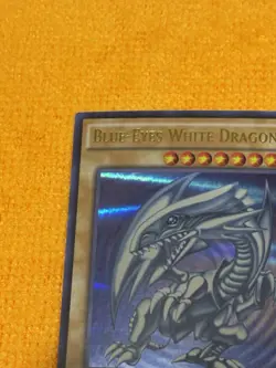 YUGIOH • BLUE EYES WHITE DRAGON • ULTRA RARE • DUSA-EN043 • 1st EDITION • NM - Image 2